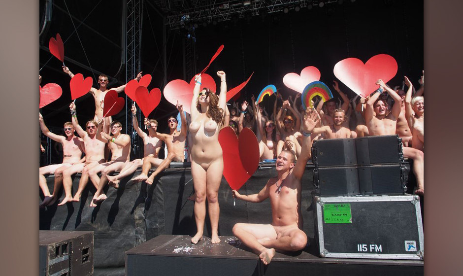 Fm Frequency Festival Nackt F R Naked Heart