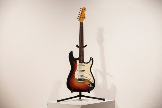 NEW YORK, NY - NOVEMBER 25:  The Fender Stratocaster electric guitar played by musician Bob Dylan on July 25, 1965 at Newport Folk Festival, better known as "the night Dyan went electric" is seen at an auction preview at Christie's on November 25, 2013 in New York City. The guitar is estimated at $300,000 to $500,000.  (Photo by Andrew Burton/Getty Images)