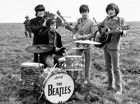 The-Beatles-Help-01.jpg