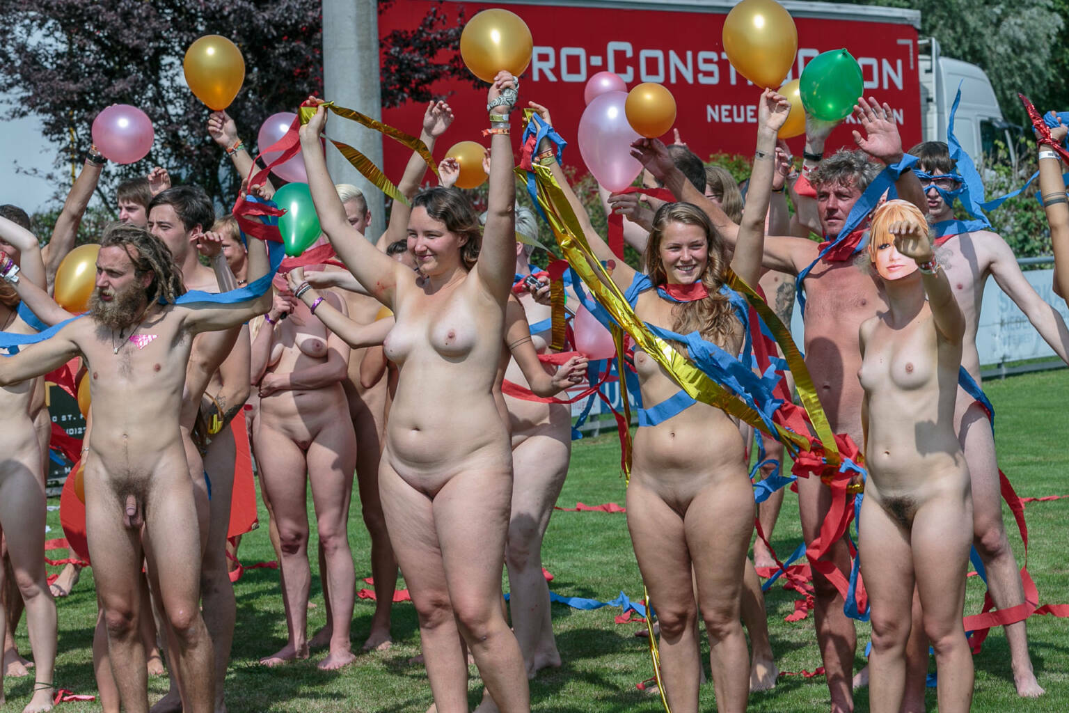 Naked Heart 2015 Nackte Fans Beim Frequency Festival