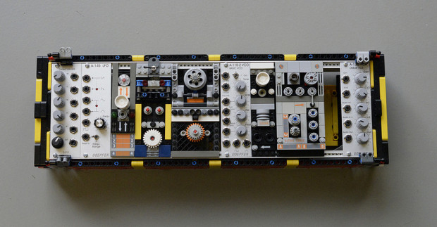 lego-synth-module