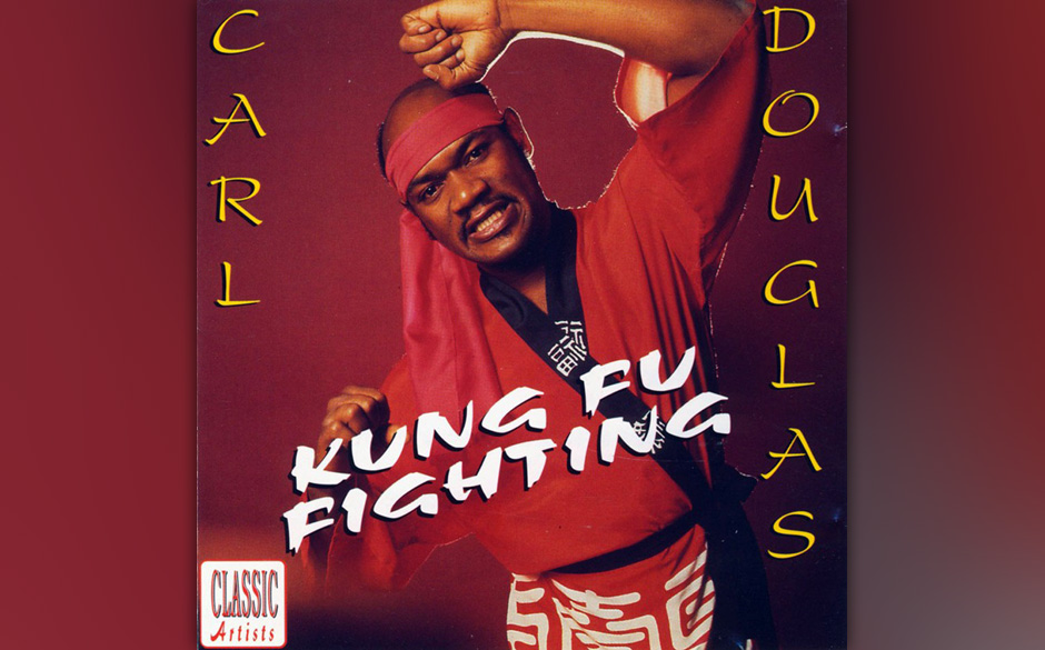 Carl Douglas kämpfte sich mit ebenfalls 11 Millionen verkauften Singles ganz an die Spitze: „Kung Fu Fighting“