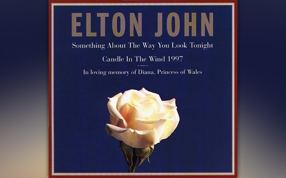 Elton Johns „Candle in the Wind“ und „Something About The Way You Look Tonight“ schrammten mit 33 Millionen verkauften Singles knapp am Siegertreppchen vorbei.