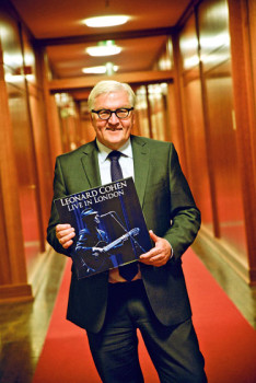 steinmeier-374x560