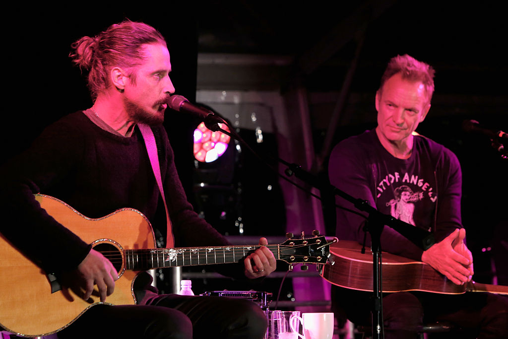 Beim Wohltätigkeits-Event „Rock4EB“ haben Sting und Chris Cornell Songs von The Police, Soundgarden und Audioslave gespielt.