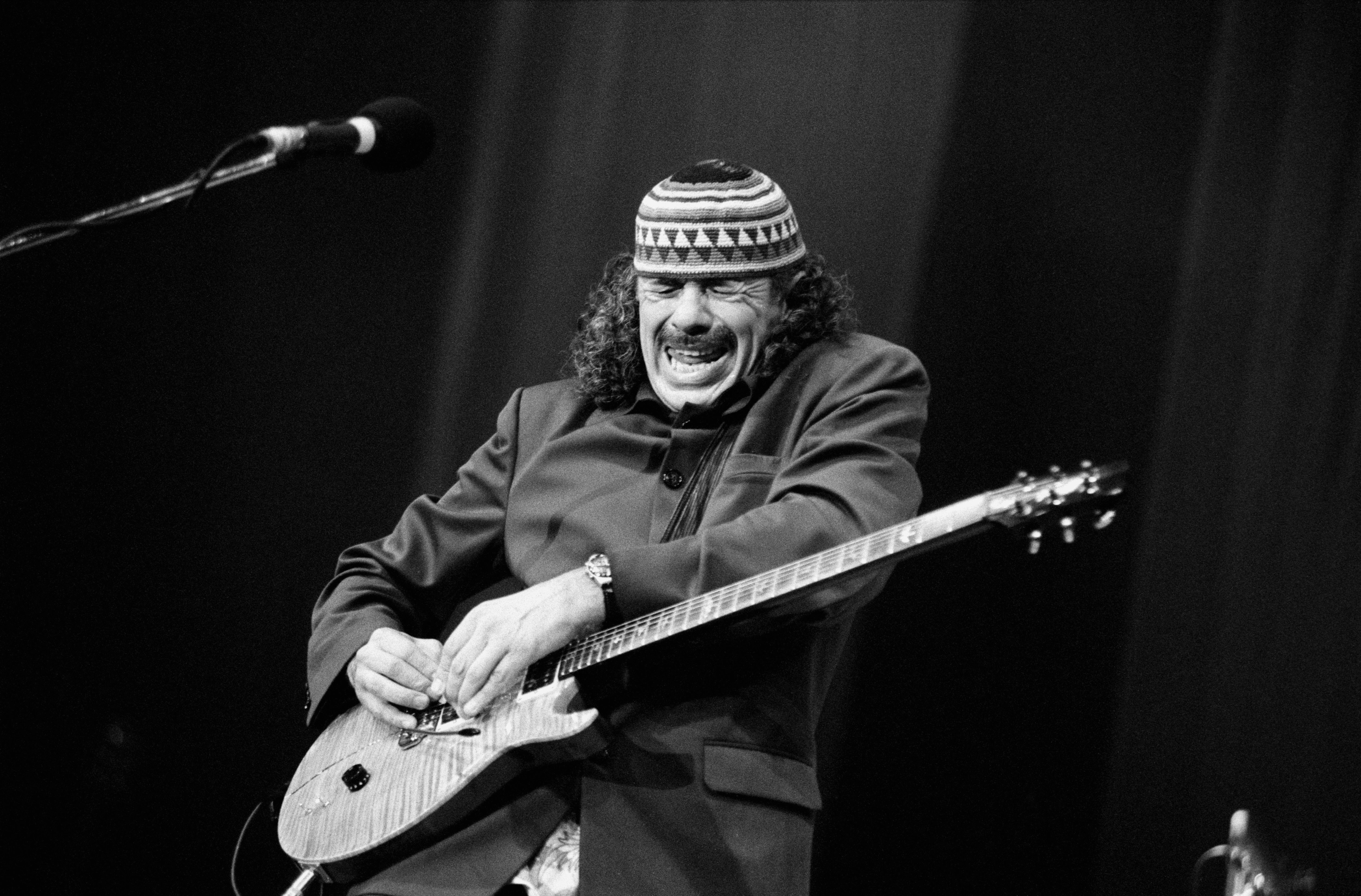 Schlangenbeschwörer Carlos Santana