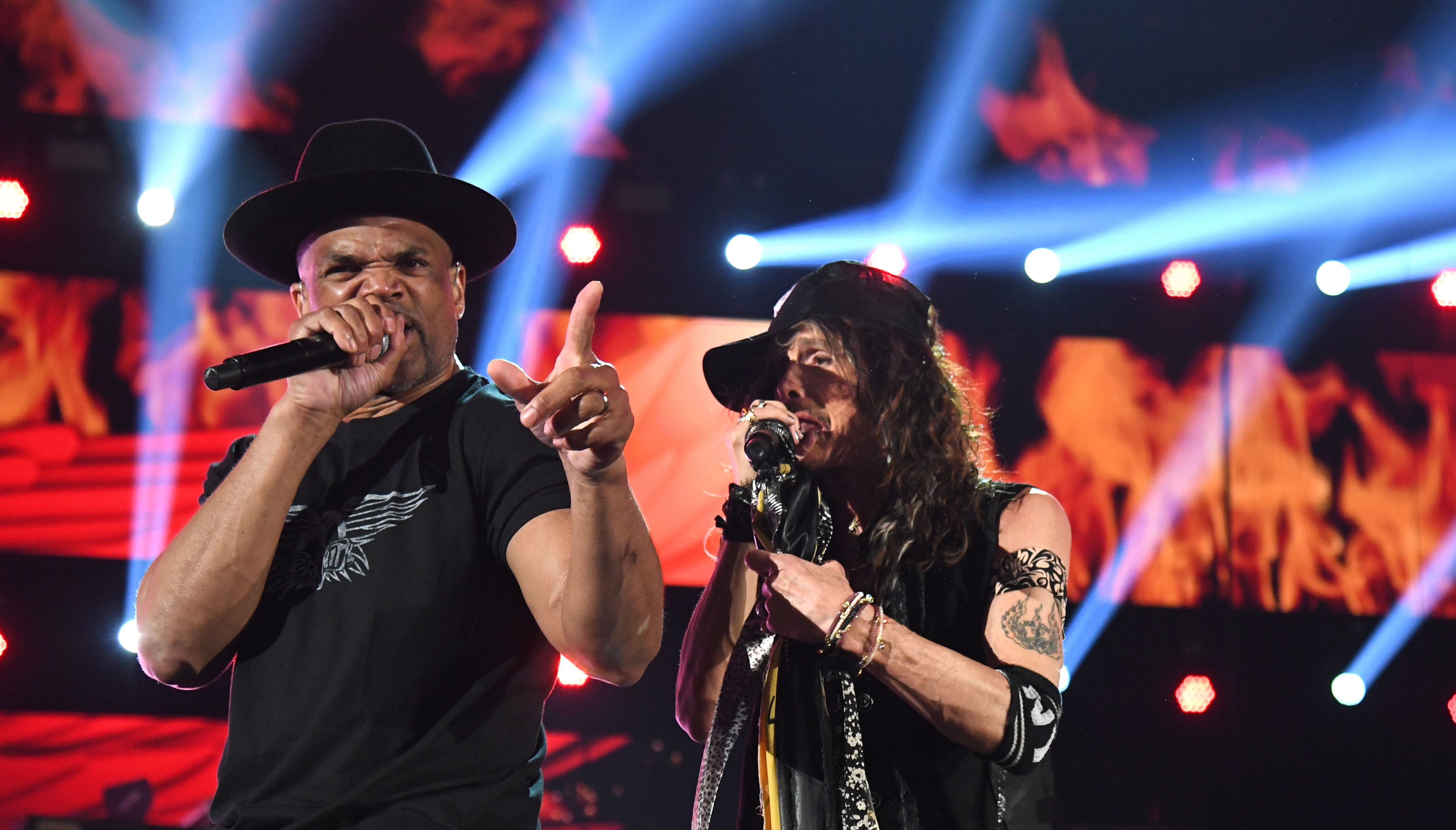 Darryl McDaniels von Run-ìD.M.C. und Steven Tyler von Aerosmith bei den Grammys