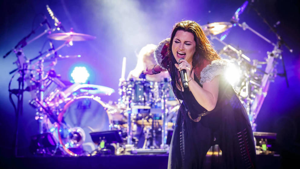 Daheimdabeikonzerte Amy Lee Von Evanescence Gibt Statement Zur Verschiebung Der Show Ab