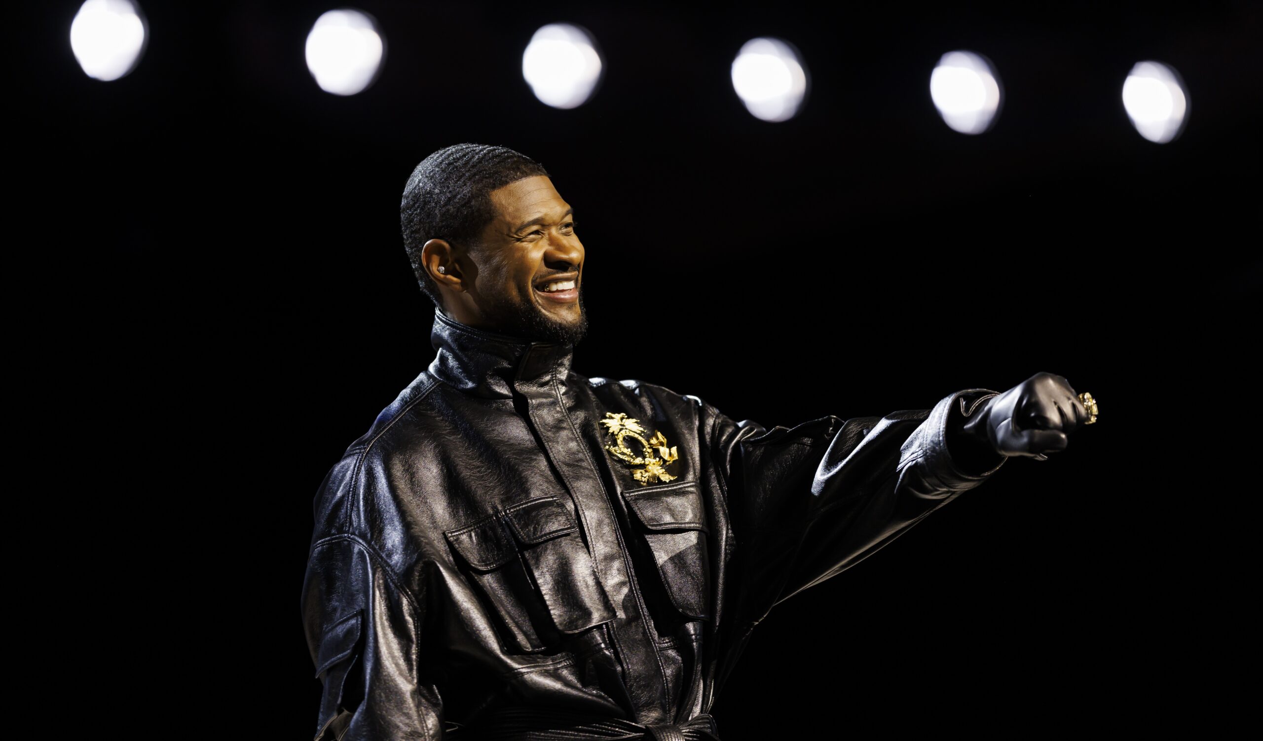 Usher live