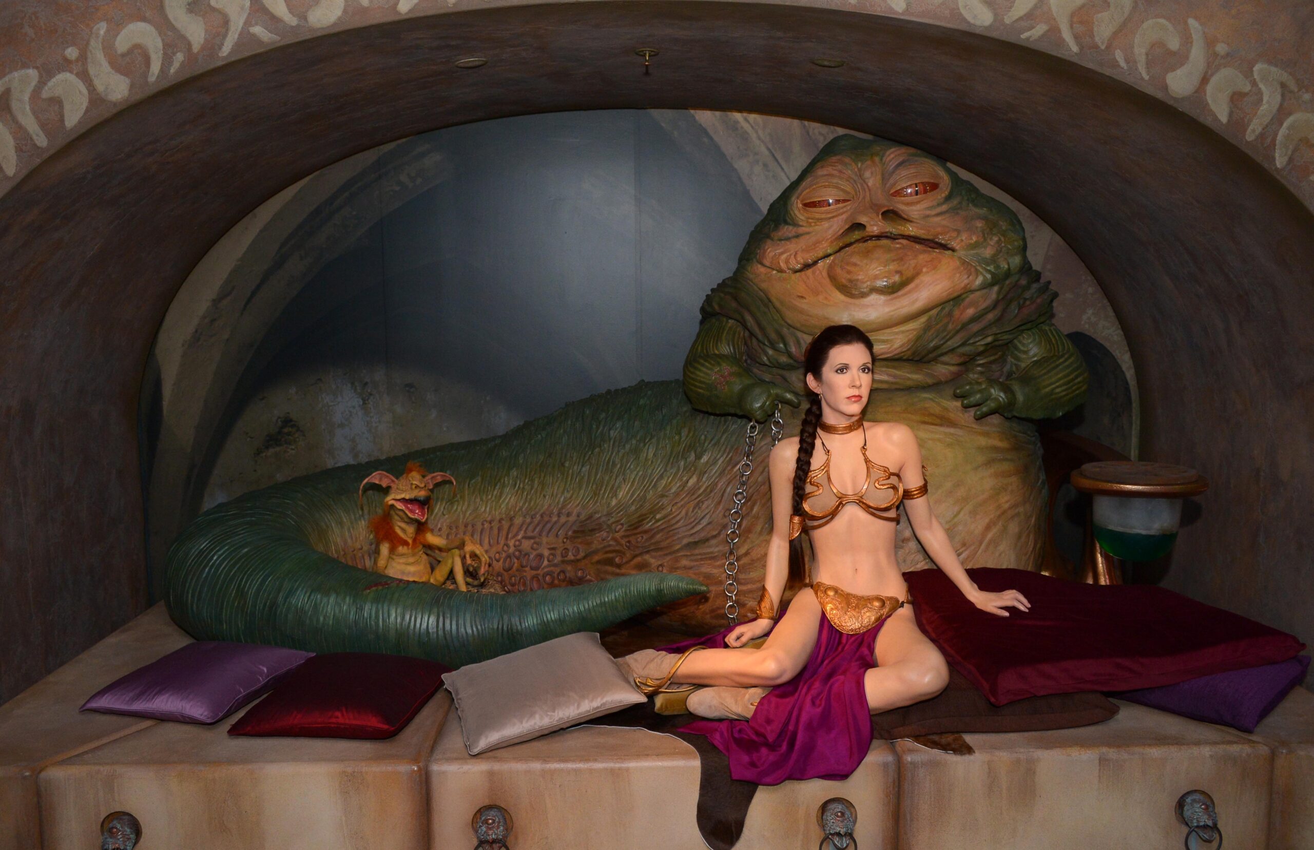 Wachsfiguren der Star Wars-Charaktere Prinzessin Leia und Jabba der Hutt