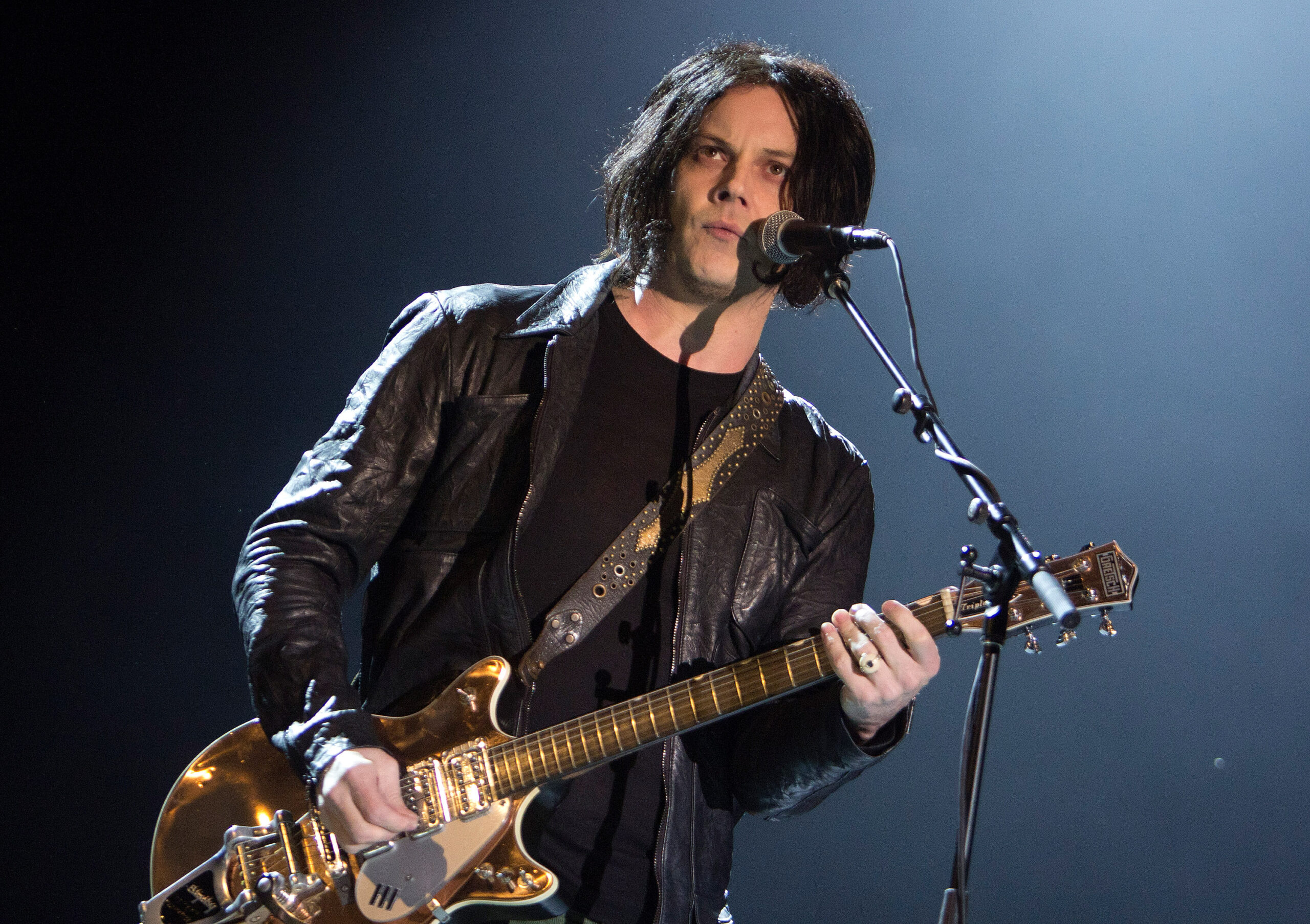 Jack White von The Raconteurs tritt beim Orlando Calling Music Festival - Tag 1 im Florida Citrus Bowl am 12. November 2011 in Orlando, Florida auf