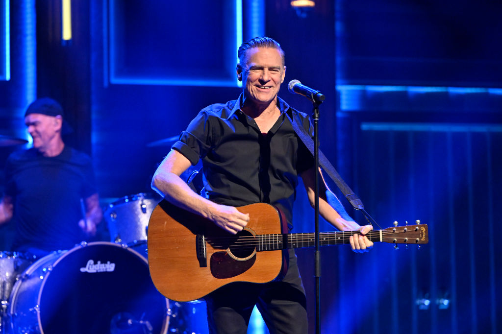 THE TONIGHT SHOW STARRING JIMMY FALLON -- Episode 1789 -- Pictured: Musical guest Bryan Adams performs on Tuesday, January 31, 2023 -- (Photo by: Todd Owyoung/NBC via Getty Images)