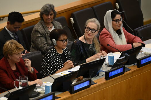 Meryl Streep nimmt am 23. September 2024 am Rande der Generalversammlung der Vereinten Nationen im UN-Hauptquartier in New York City an einer Veranstaltung zum Thema „Die Einbeziehung von Frauen in die Zukunft Afghanistans“ teil