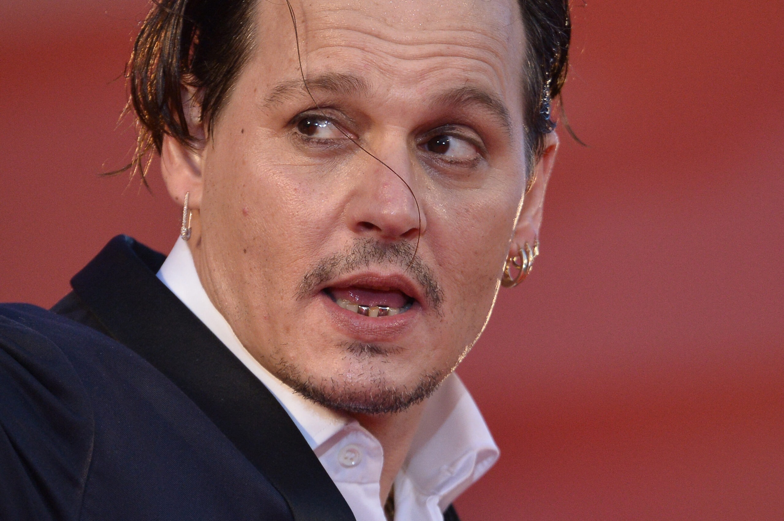 Johnny Depp kommt zur Vorführung des Films „Black Mass“, der bei den 72. Internationalen Filmfestspielen von Venedig am 4. September 2015