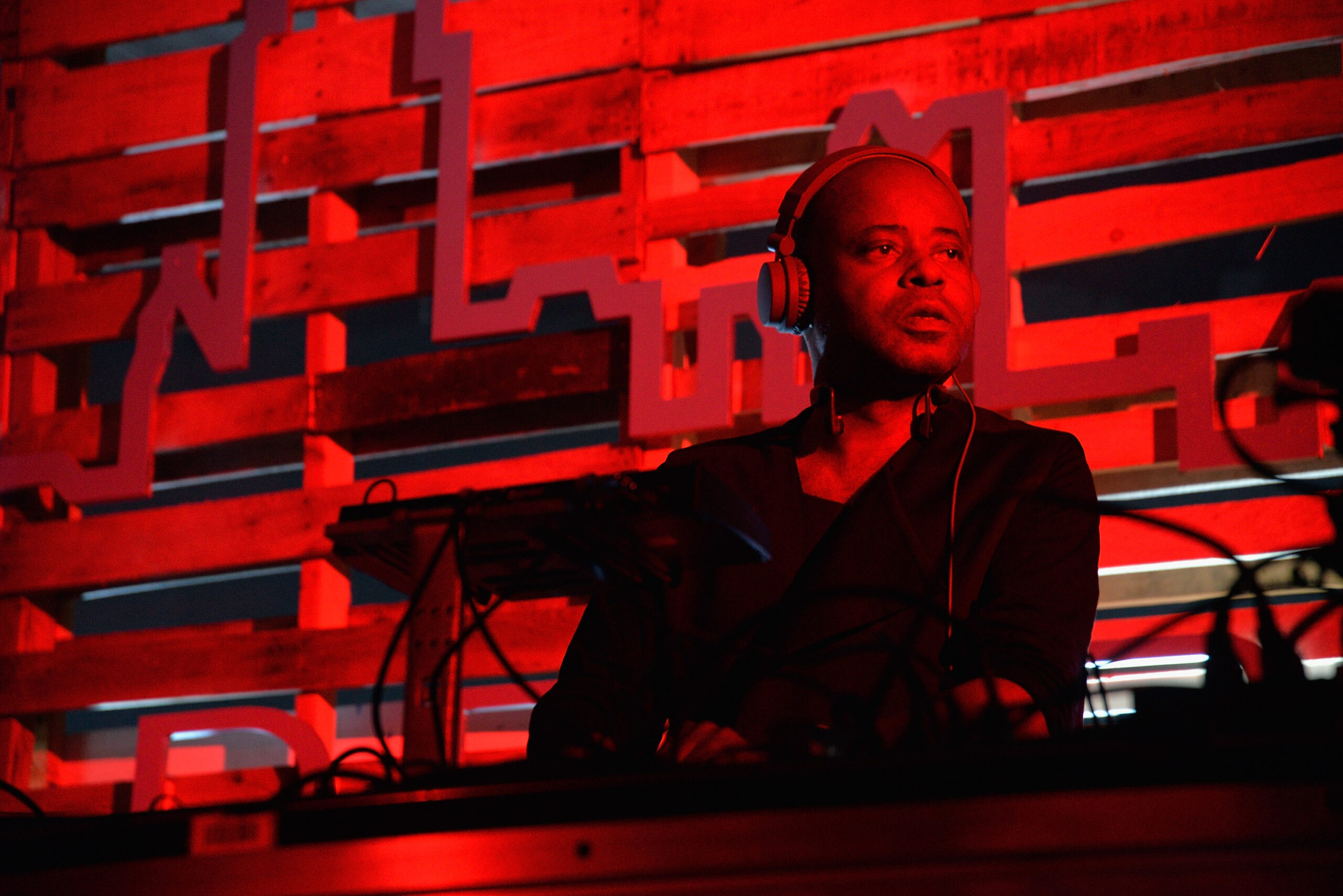 Der elektronische Musikkünstler Juan Atkins tritt bei den Electronic Music Awards in den Willow Studios am 21. September 2017 in Los Angeles