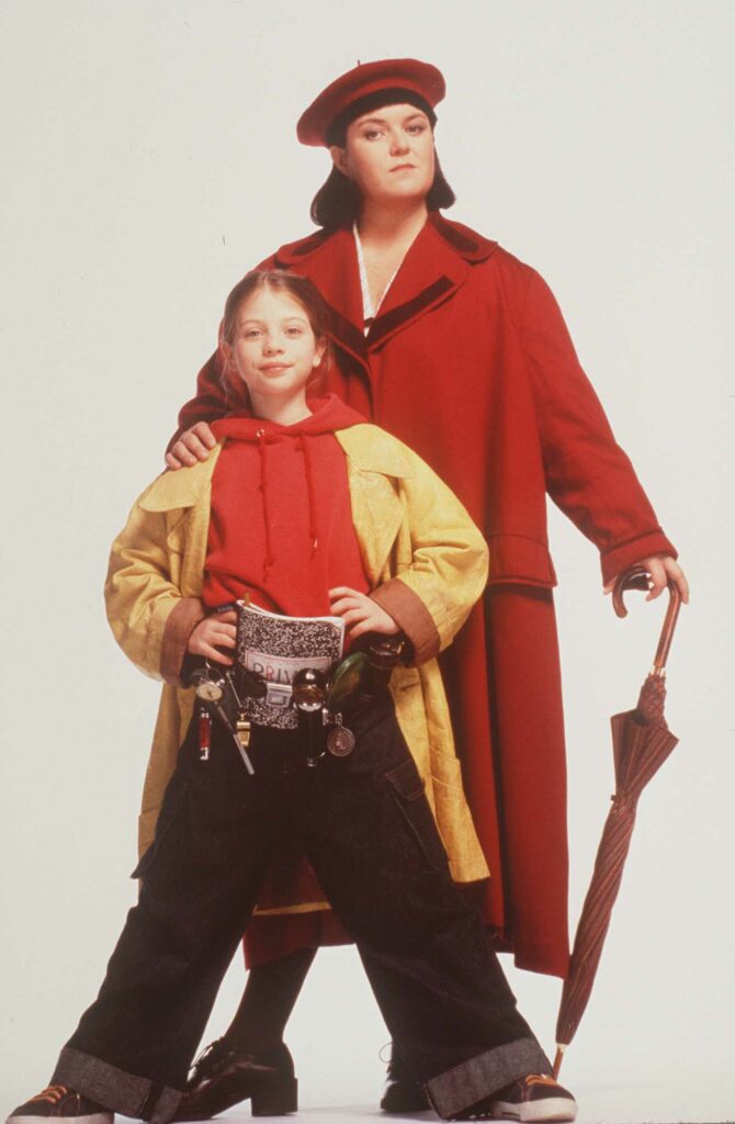 MIchelle Trachtenberg as Kinderstar, here with Rosie O'Donell in the Nickelodeon film "Harriet, the little detective"