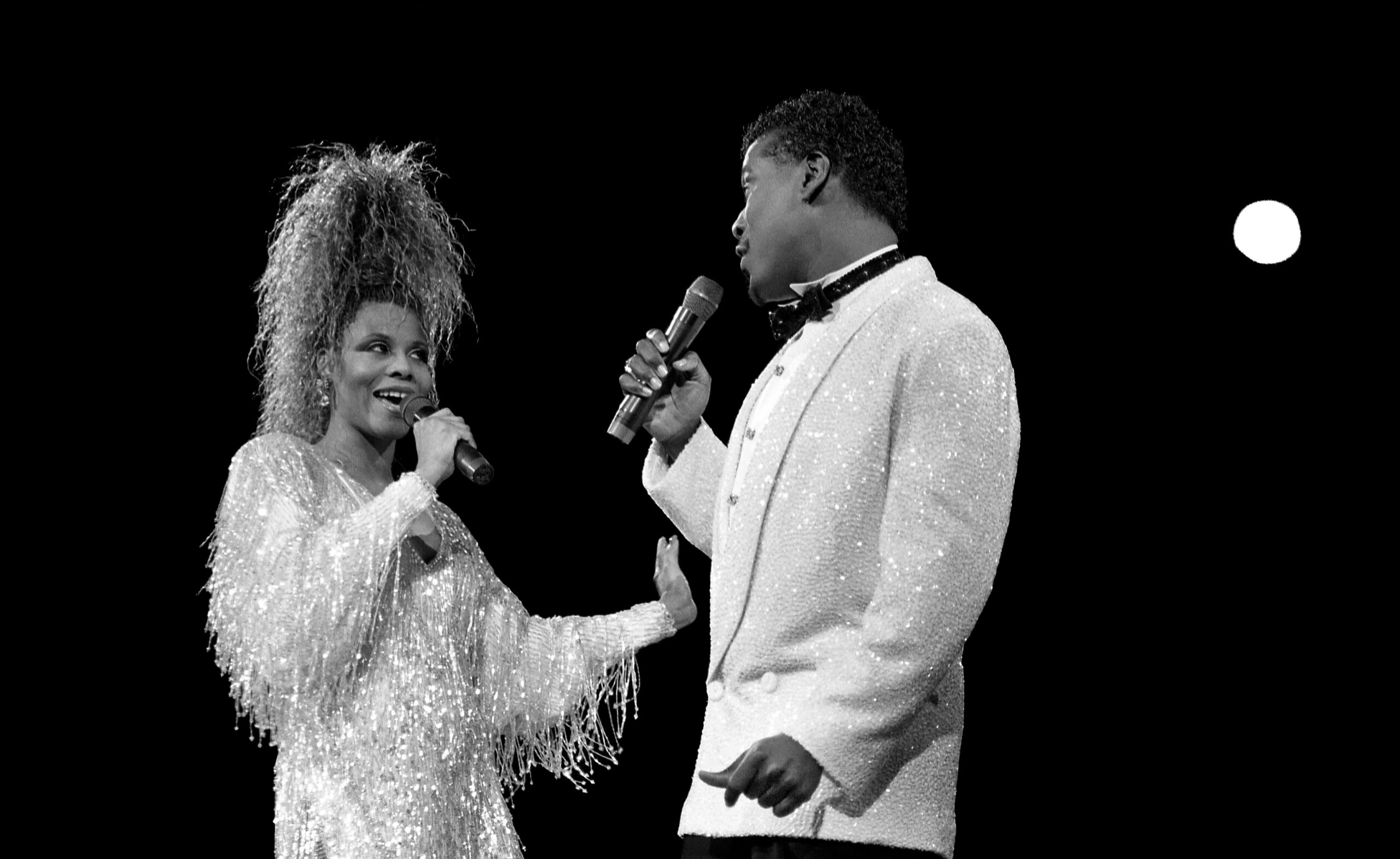 Alfa Anderson (l.) mit Luther Vandross (r.), 1987